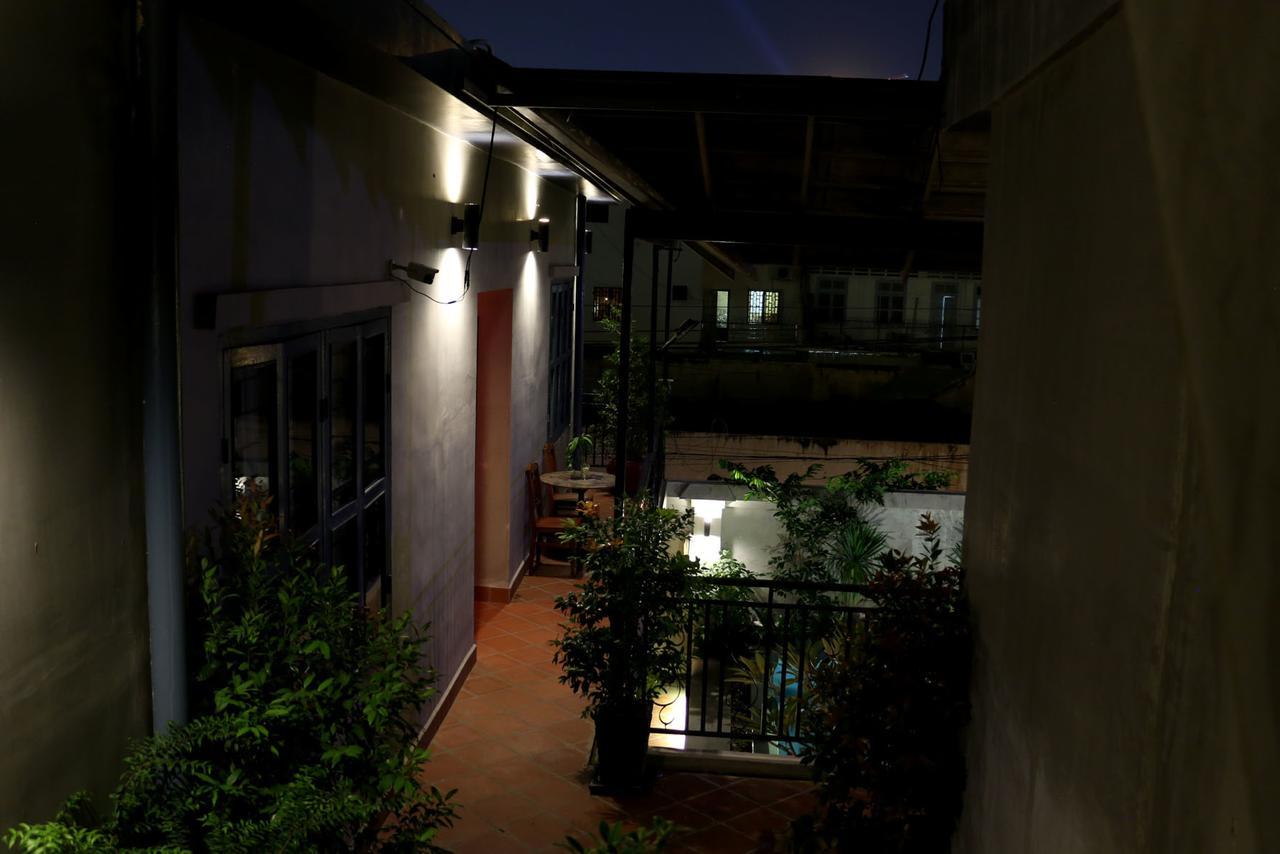 Corner9 Bassac Boutique Hotel Phnom Penh Exterior foto