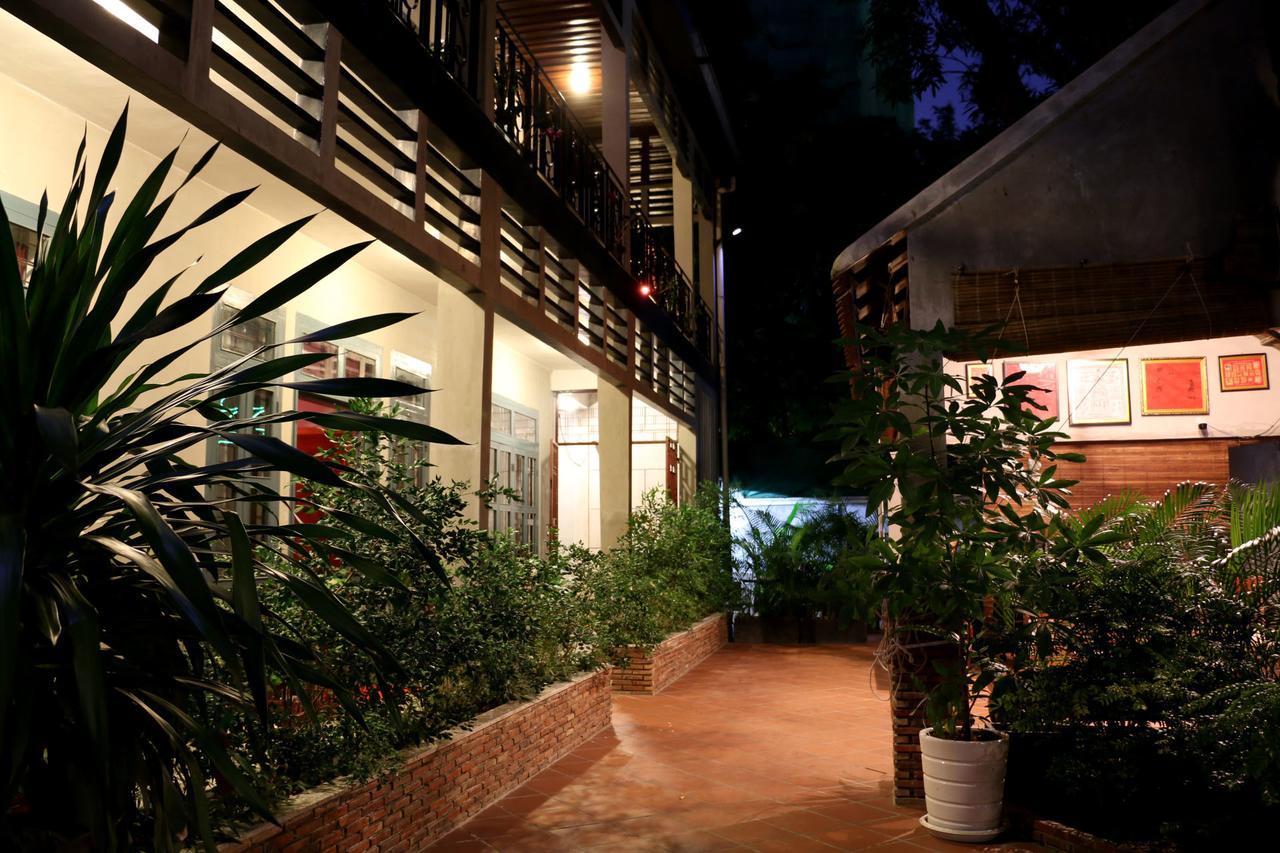 Corner9 Bassac Boutique Hotel Phnom Penh Exterior foto