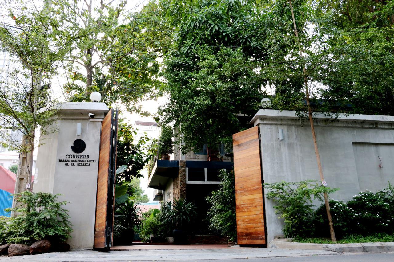 Corner9 Bassac Boutique Hotel Phnom Penh Exterior foto