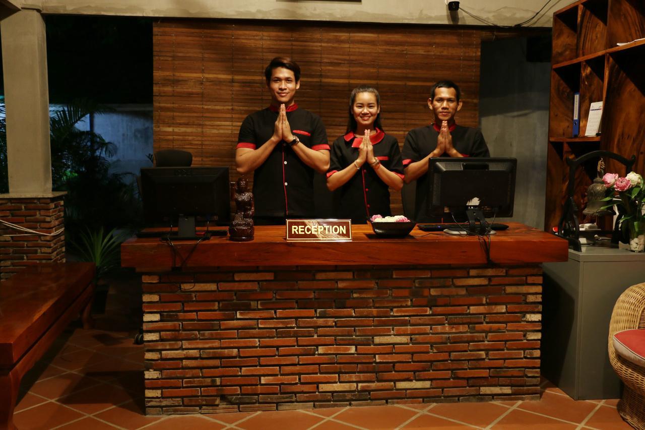 Corner9 Bassac Boutique Hotel Phnom Penh Exterior foto